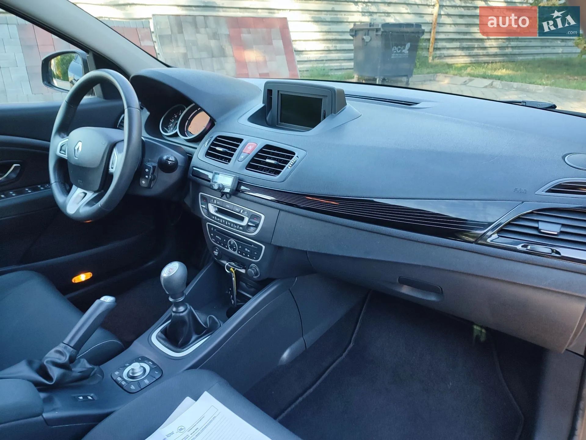 2011 Renault Megane - мініатюра 40