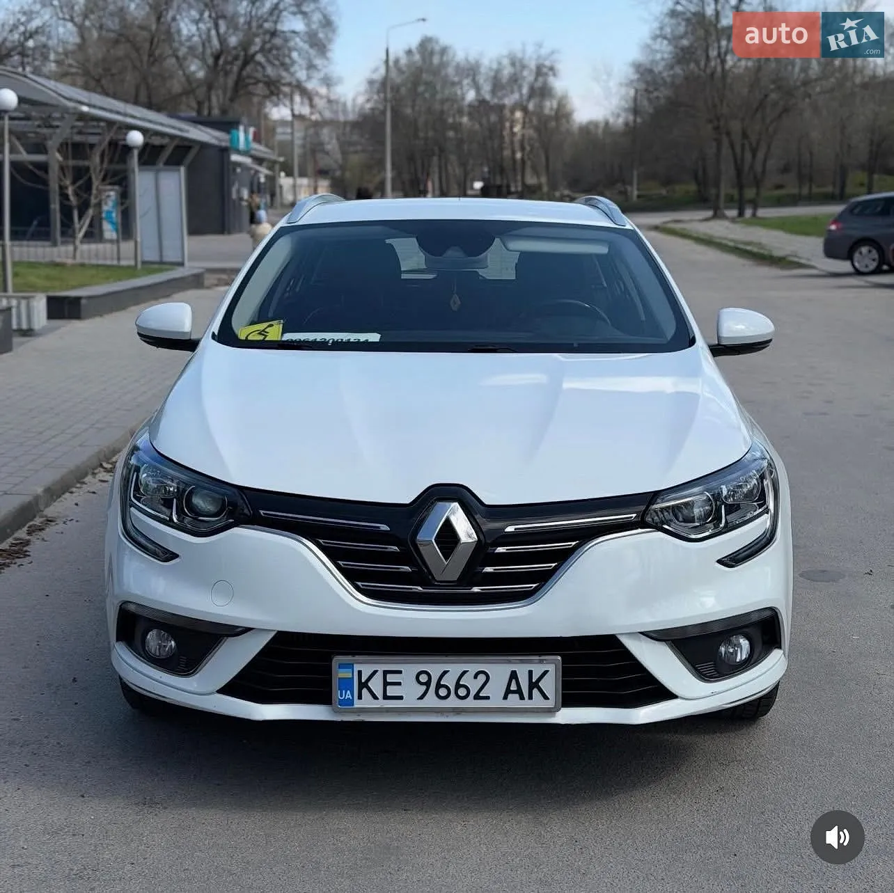 Renault Megane 2017 VIN VF1RFB00858677841 фото оголошення 2 з 22