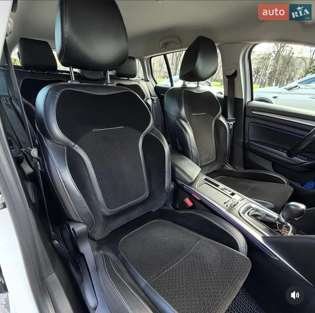 Renault Megane 2017 VIN VF1RFB00858677841 фото оголошення 12 з 22