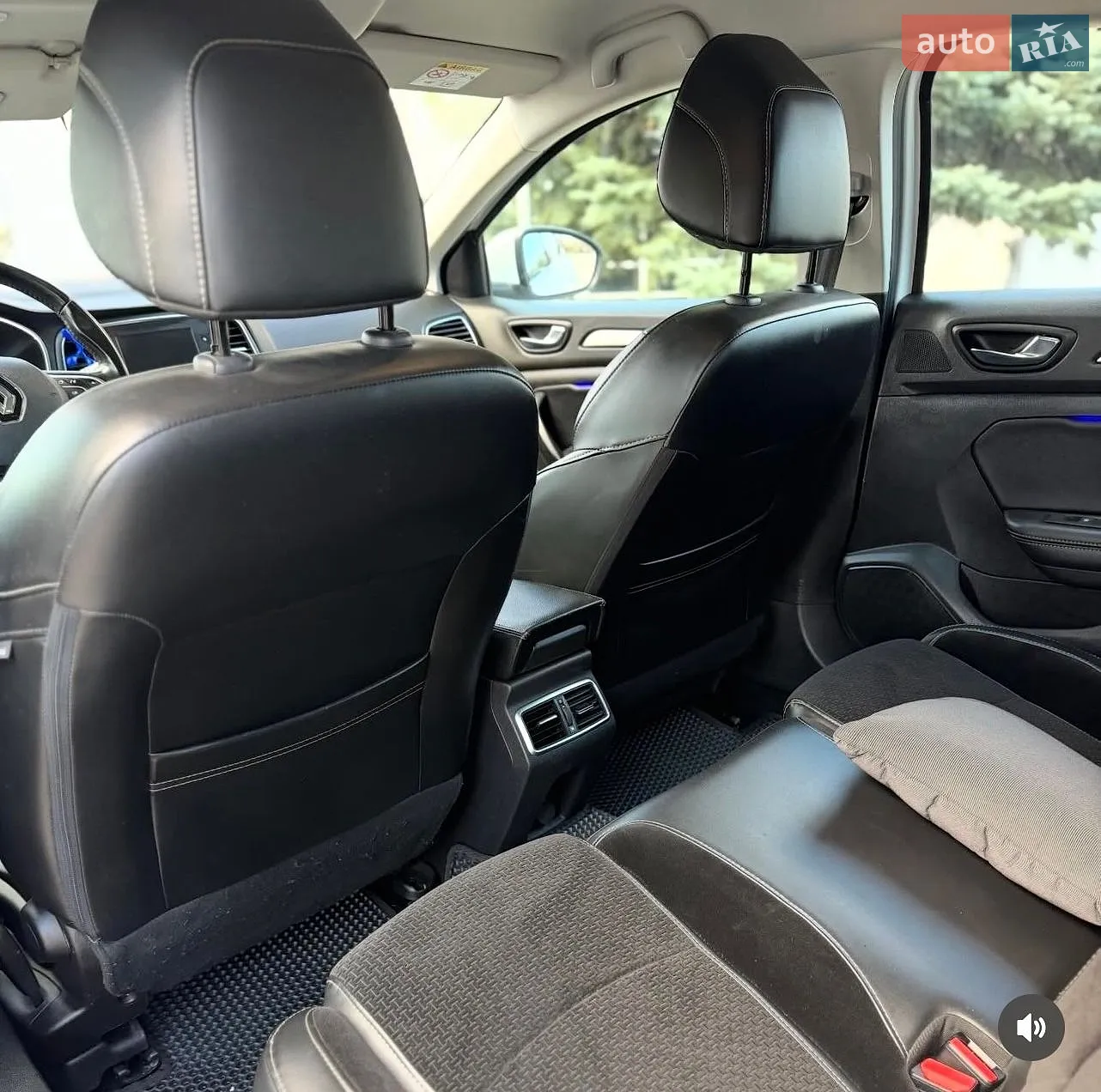 Renault Megane 2017 VIN VF1RFB00858677841 фото оголошення 13 з 22