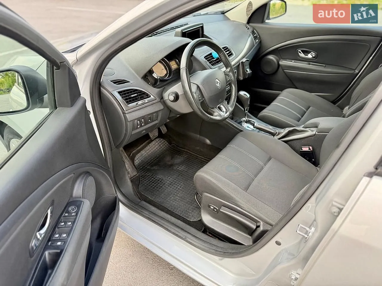 2013 Renault Megane - мініатюра 21