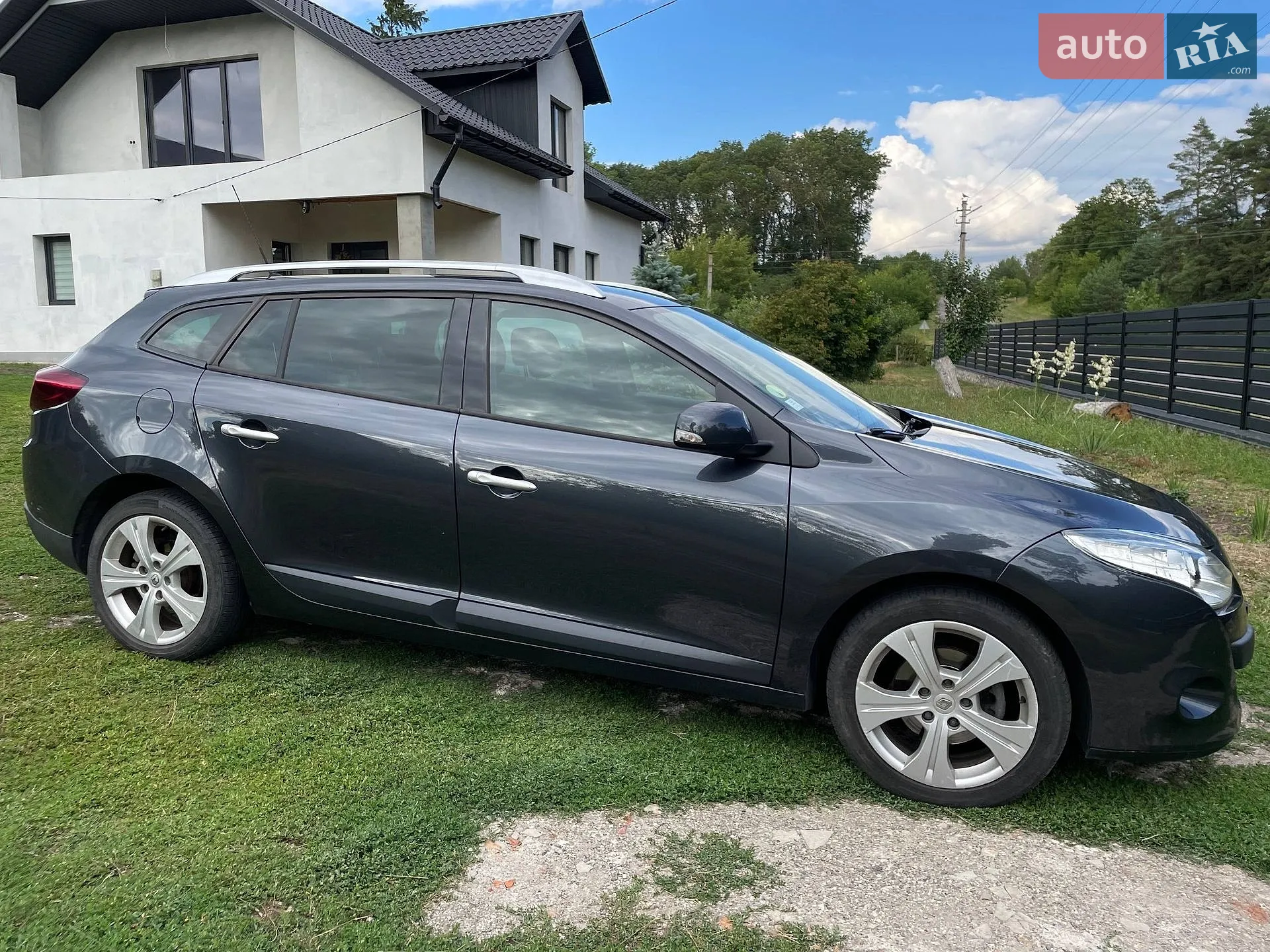2011 Renault Megane - мініатюра 8