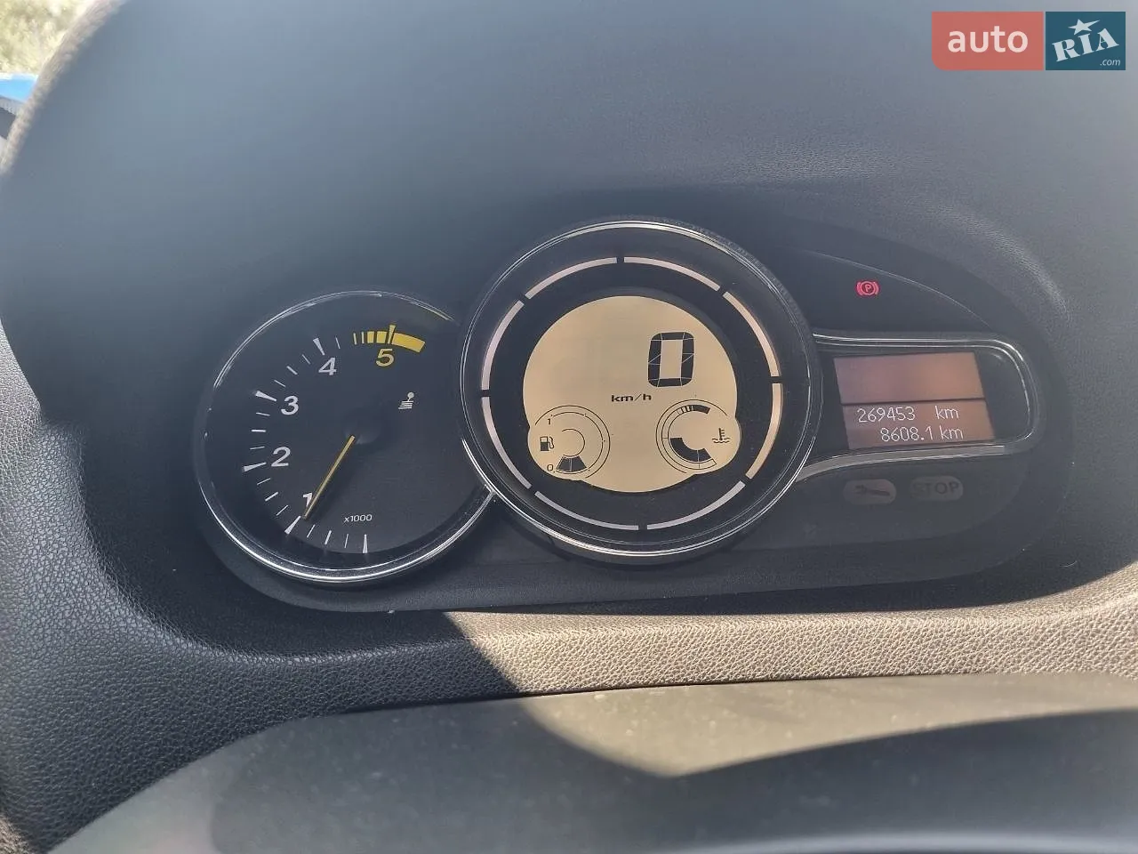 2012 Renault Megane - мініатюра 16