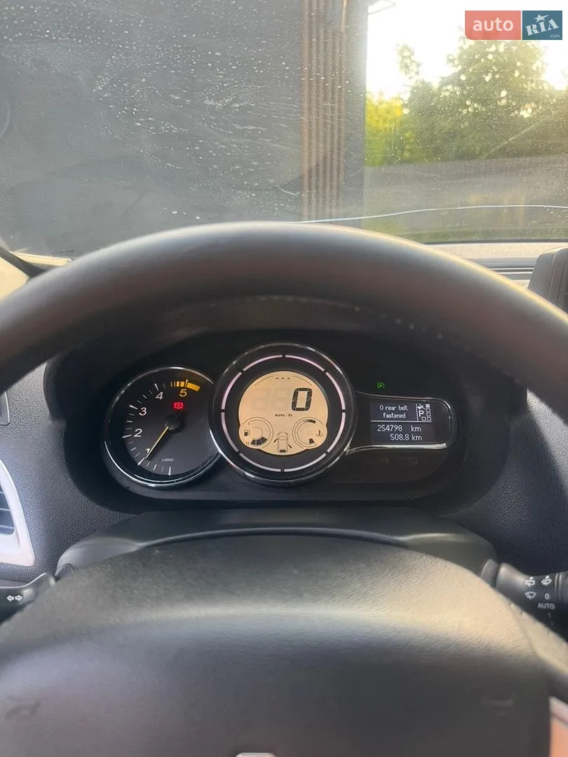 2012 Renault Megane - мініатюра 20