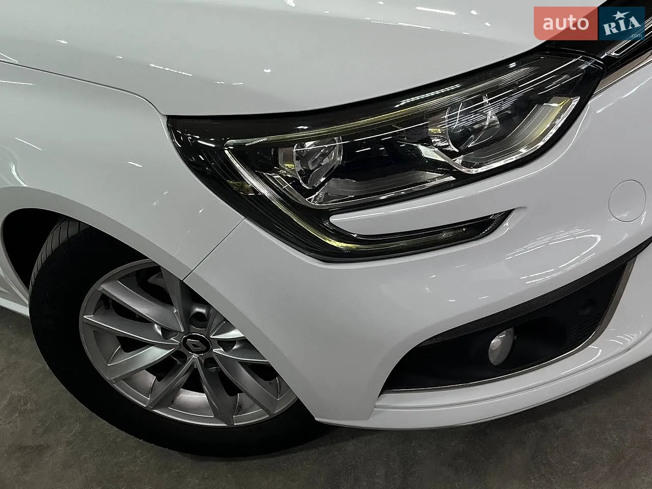 2017 Renault Megane - мініатюра 2