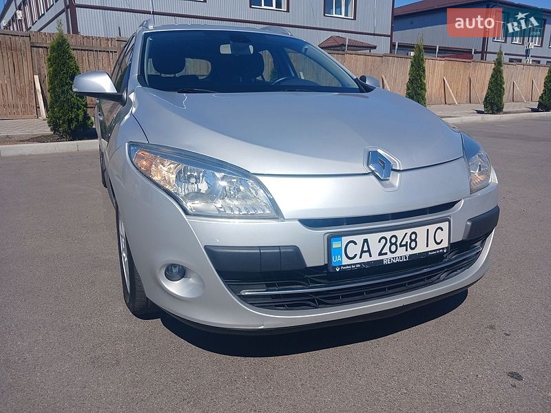 Универсал Renault Megane 2011 в Черкассах фото Универсал Renault Megane 2011 в Черкассах