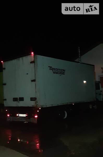 Грузовой фургон Renault Midliner 1999 в Измаиле