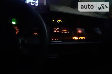 Вантажний фургон Renault Midliner 1999 в  фото 37 Вантажний фургон Renault Midliner 1999 в