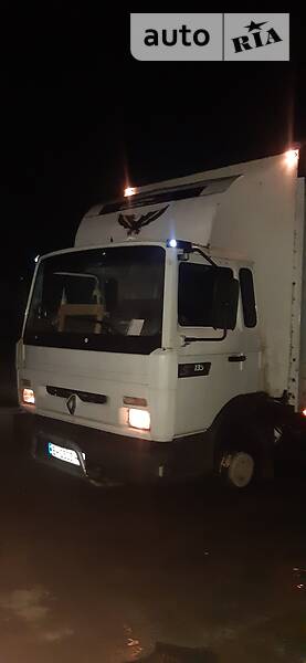 Грузовой фургон Renault Midliner 1999 в Измаиле