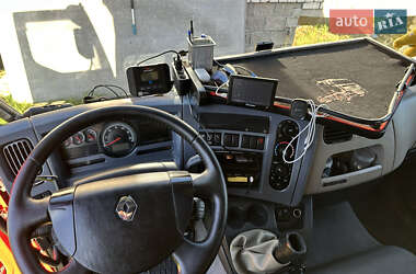Тентований Renault Midlum 2010 в 