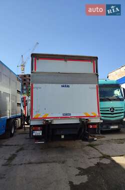 Грузовой фургон Renault Midlum 2012 в 