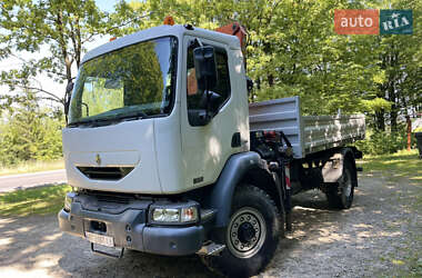 Грузовой фургон Renault Midlum 2003 в 