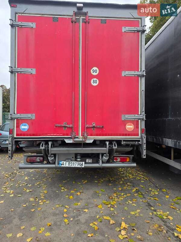 Грузовой фургон Renault Midlum 2003 в Броварах