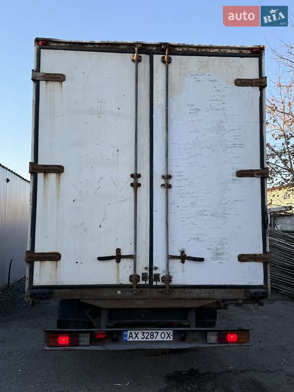 Грузовой фургон Renault Midlum 2004 в Киеве