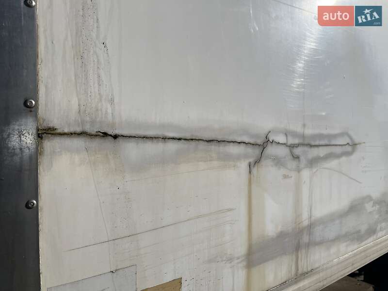 Грузовой фургон Renault Midlum 2013 в Львове