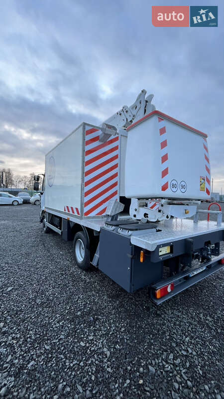 Автовышка Renault Midlum 2010 в Луцке