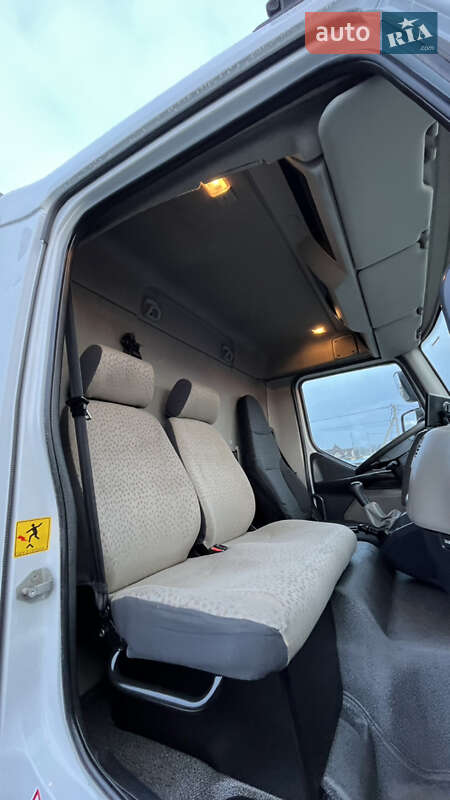 Автовышка Renault Midlum 2010 в Луцке