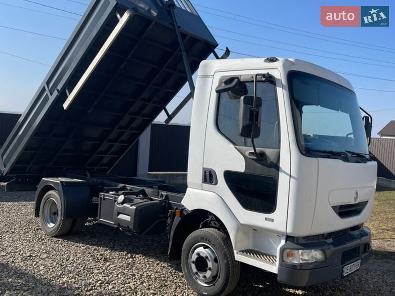 Самосвал Renault Midlum 2001 в Черновцах
