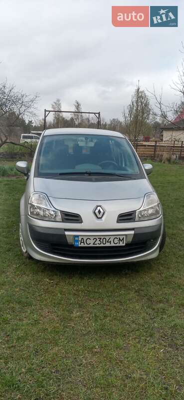 Хэтчбек Renault Modus 2011 в Ратным