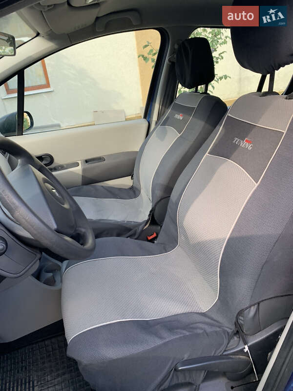 Хэтчбек Renault Modus 2005 в Звенигородке