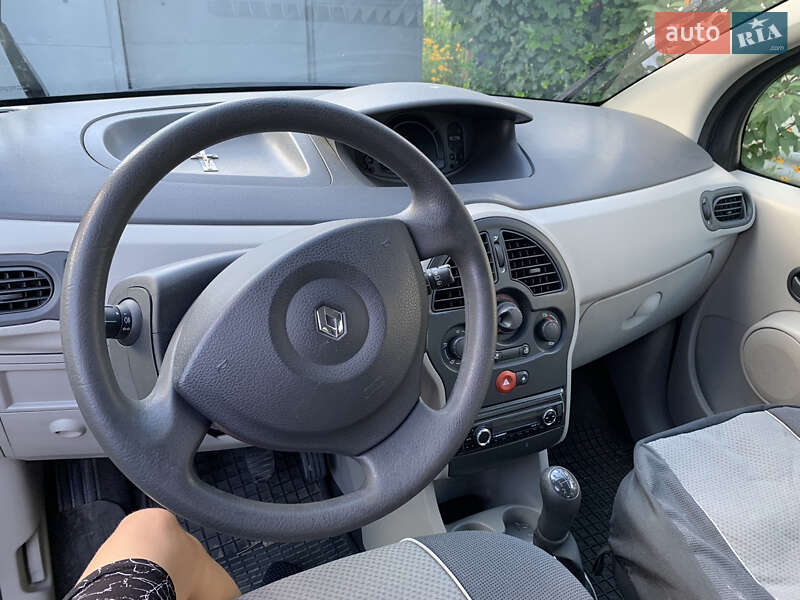 Хэтчбек Renault Modus 2005 в Звенигородке