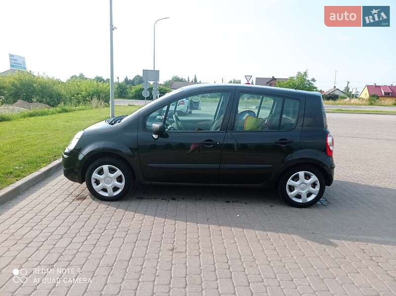 Хэтчбек Renault Modus 2007 в Львове