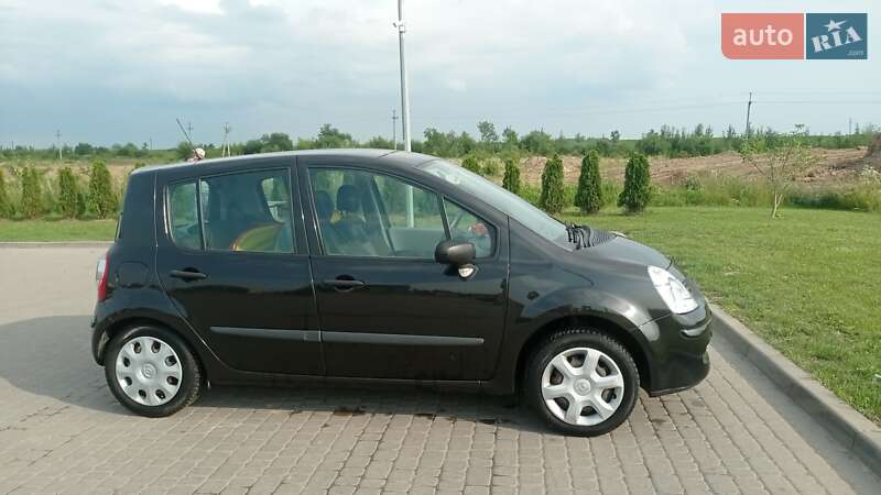 Хэтчбек Renault Modus 2007 в Львове