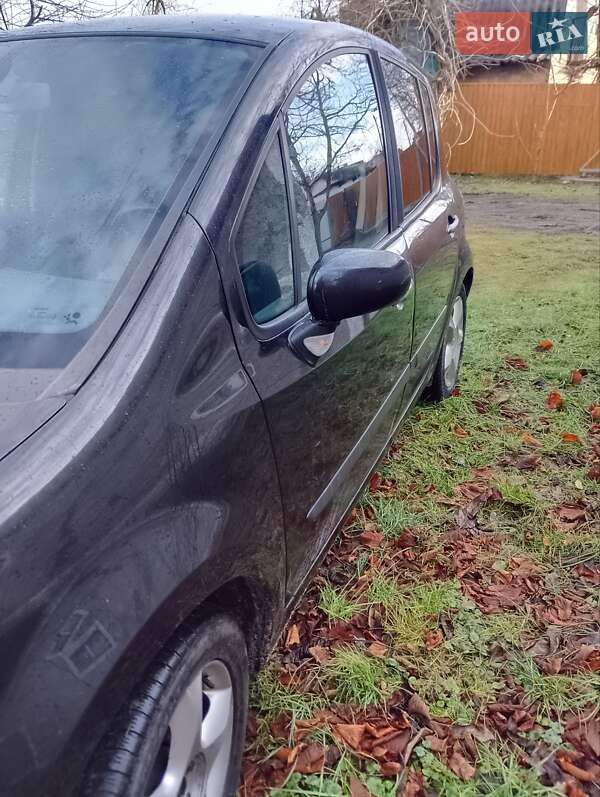 Хэтчбек Renault Modus 2007 в Богуславе