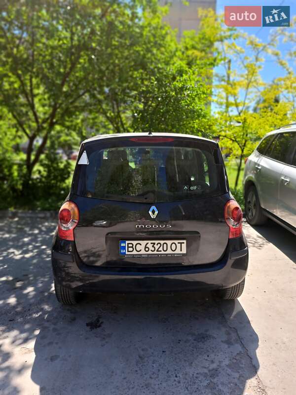 Хэтчбек Renault Modus 2004 в Львове