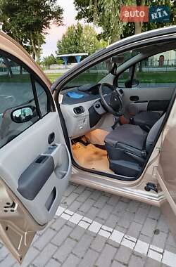 Хетчбек Renault Modus 2004 в Коломиї