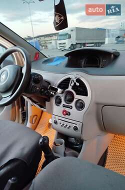 Хэтчбек Renault Modus 2004 в 