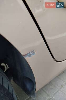 Хэтчбек Renault Modus 2004 в 