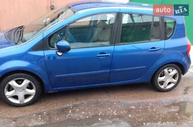Хэтчбек Renault Modus 2009 в 