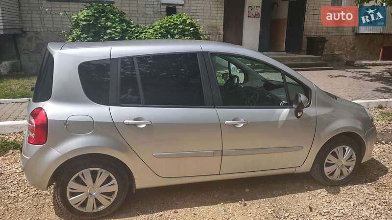 Хэтчбек Renault Modus 2010 в Бережанах