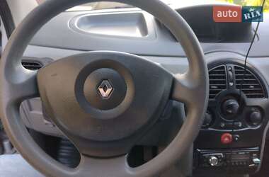 Хэтчбек Renault Modus 2009 в 