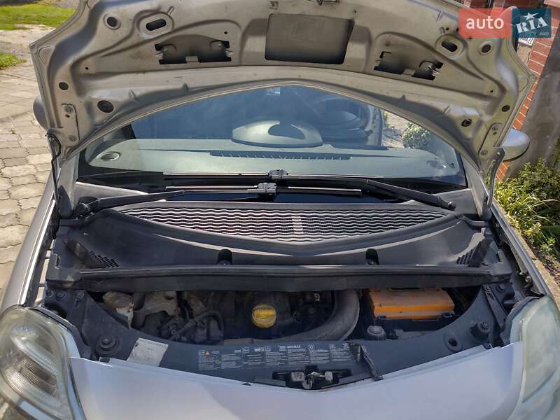 Хэтчбек Renault Modus 2009 в Дубно