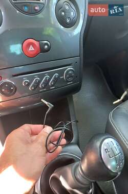 Хэтчбек Renault Modus 2010 в 