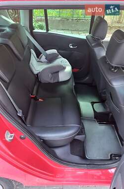 Хэтчбек Renault Modus 2010 в Львове