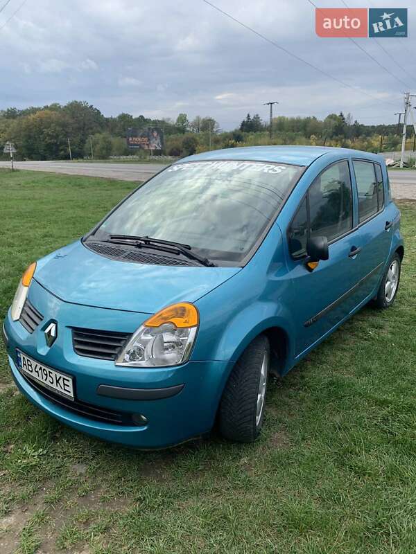 Хэтчбек Renault Modus 2005 в 