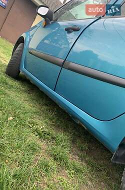 Хэтчбек Renault Modus 2005 в 