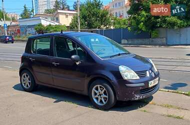 Хэтчбек Renault Modus 2006 в 