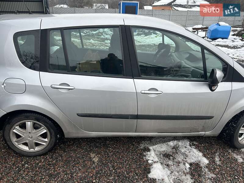 Хэтчбек Renault Modus 2008 в Нежине