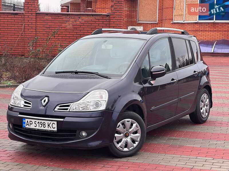 Хэтчбек Renault Modus 2009 в Запорожье