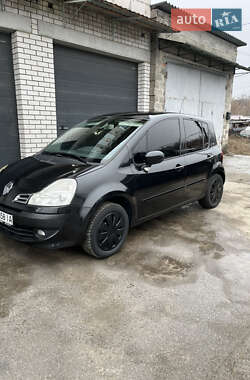 Хэтчбек Renault Modus 2011 в Киеве