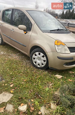 Хэтчбек Renault Modus 2005 в Бориславе