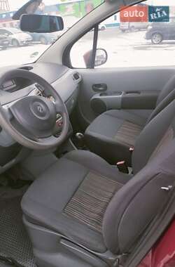 Хэтчбек Renault Modus 2009 в 