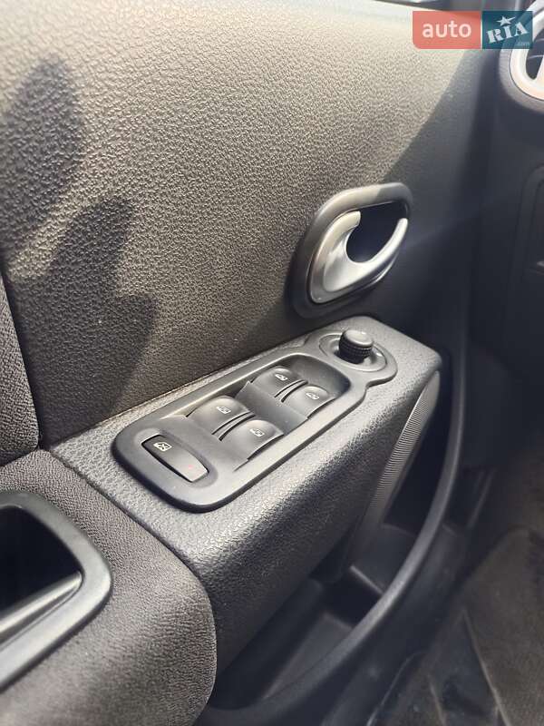 Хэтчбек Renault Modus 2009 в Львове