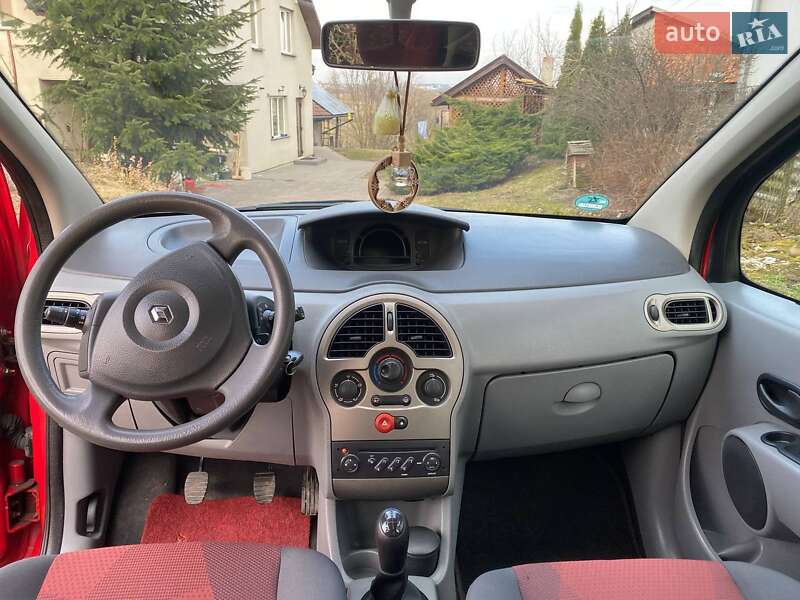 Хэтчбек Renault Modus 2007 в Городке