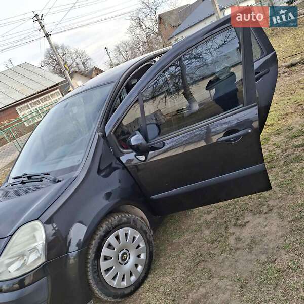 Хэтчбек Renault Modus 2008 в Надворной