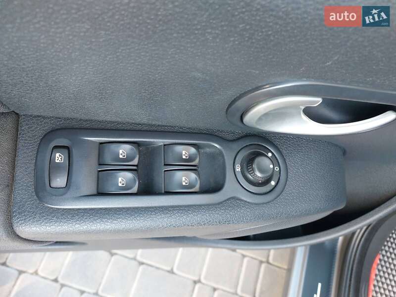 Хэтчбек Renault Modus 2009 в Одессе